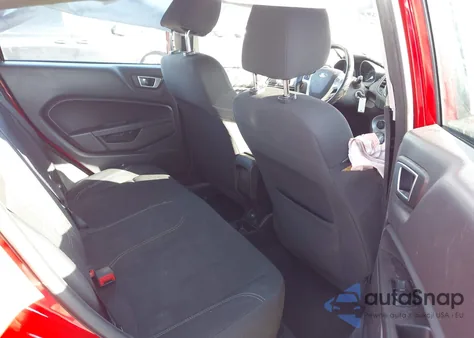 2014 Ford Fiesta Se z USA, uszkodzony, nr VIN 3FADP4EJ1EM239671